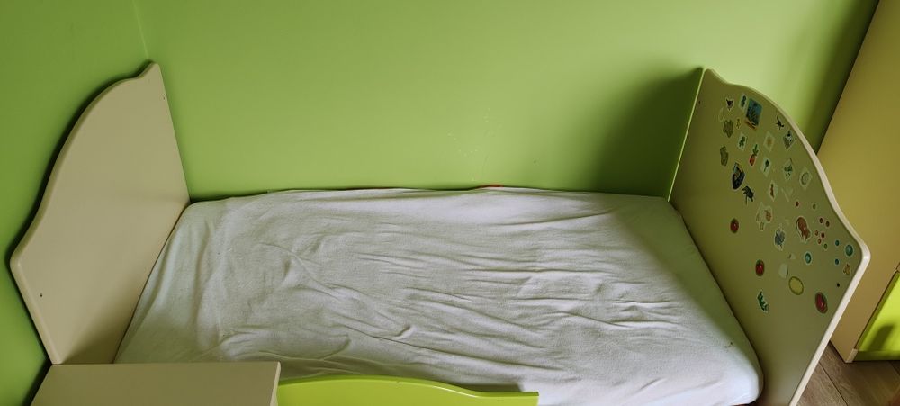 Sprzedam łóżeczko/Łóżko meblik