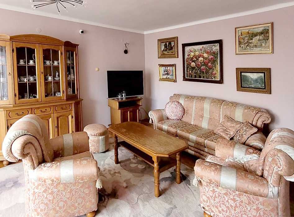 Luksusowy zestaw wypoczynkowy neoklasyczny, kanapa, 2 fotele, pufa