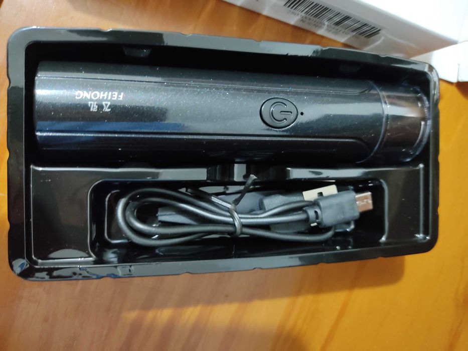 Máquina de barbear compacta - Nova