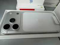 Продам Apple  iPhone  2025
