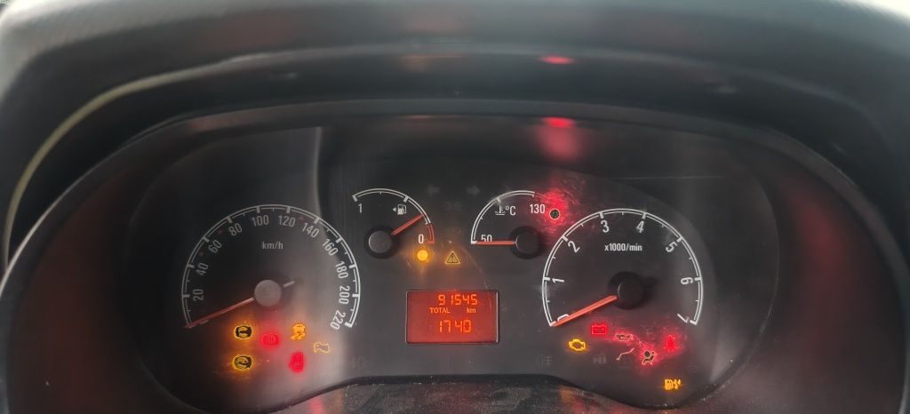Opel Combo 1.3 diesel 2016r