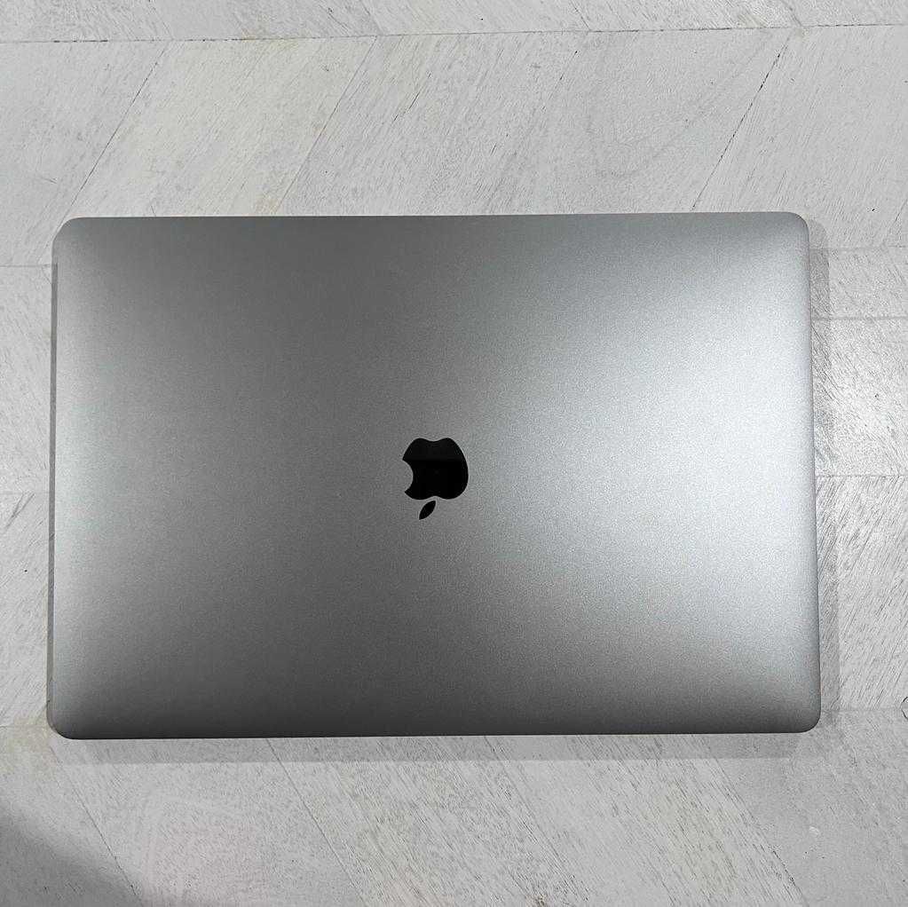 Excecional MacBook Pro 16” 2021