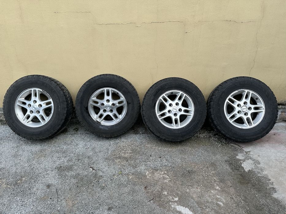 Диски і шини 245/70r16