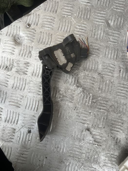 7811002020 Toyota Педаль газа (акселератора)