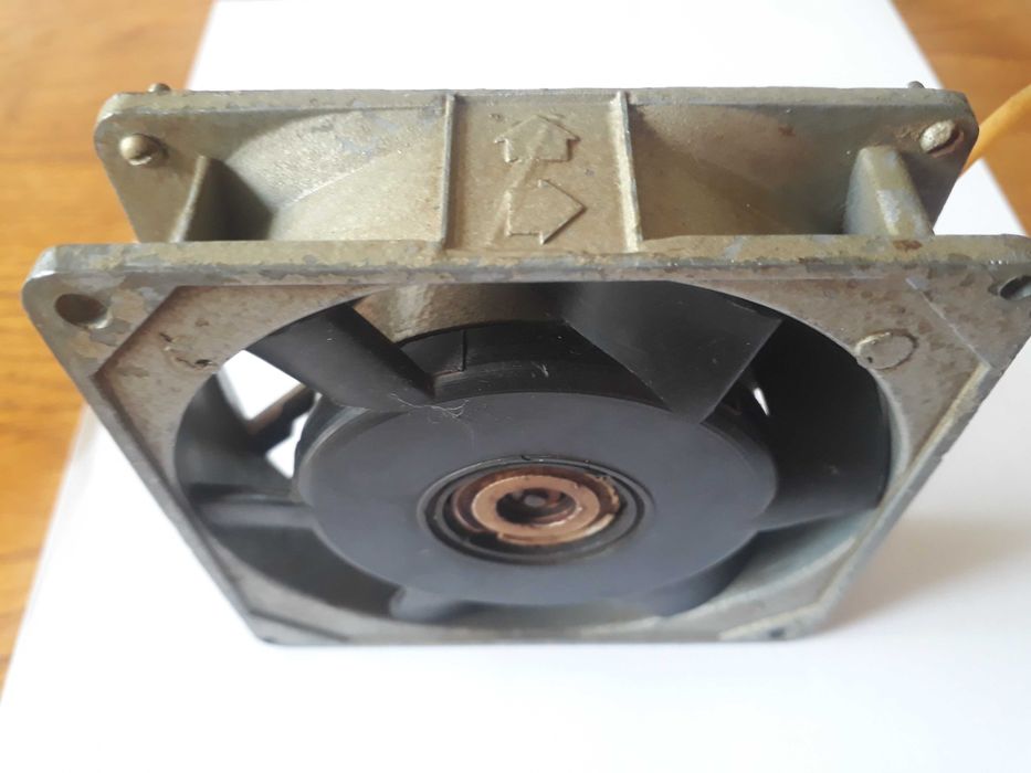 Витяжний вентилятор  СССР ВА 9/2 220V 50 hz