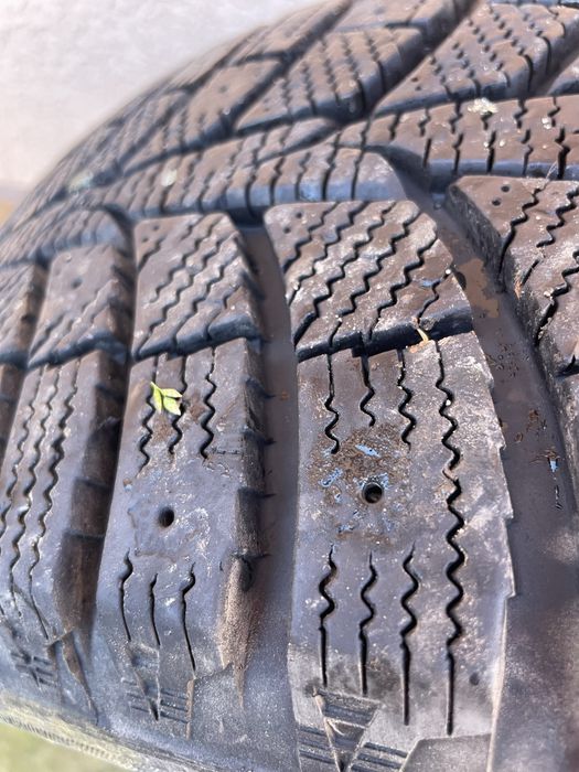 Шини б/у 205/55/16 94T M+S Laufenn