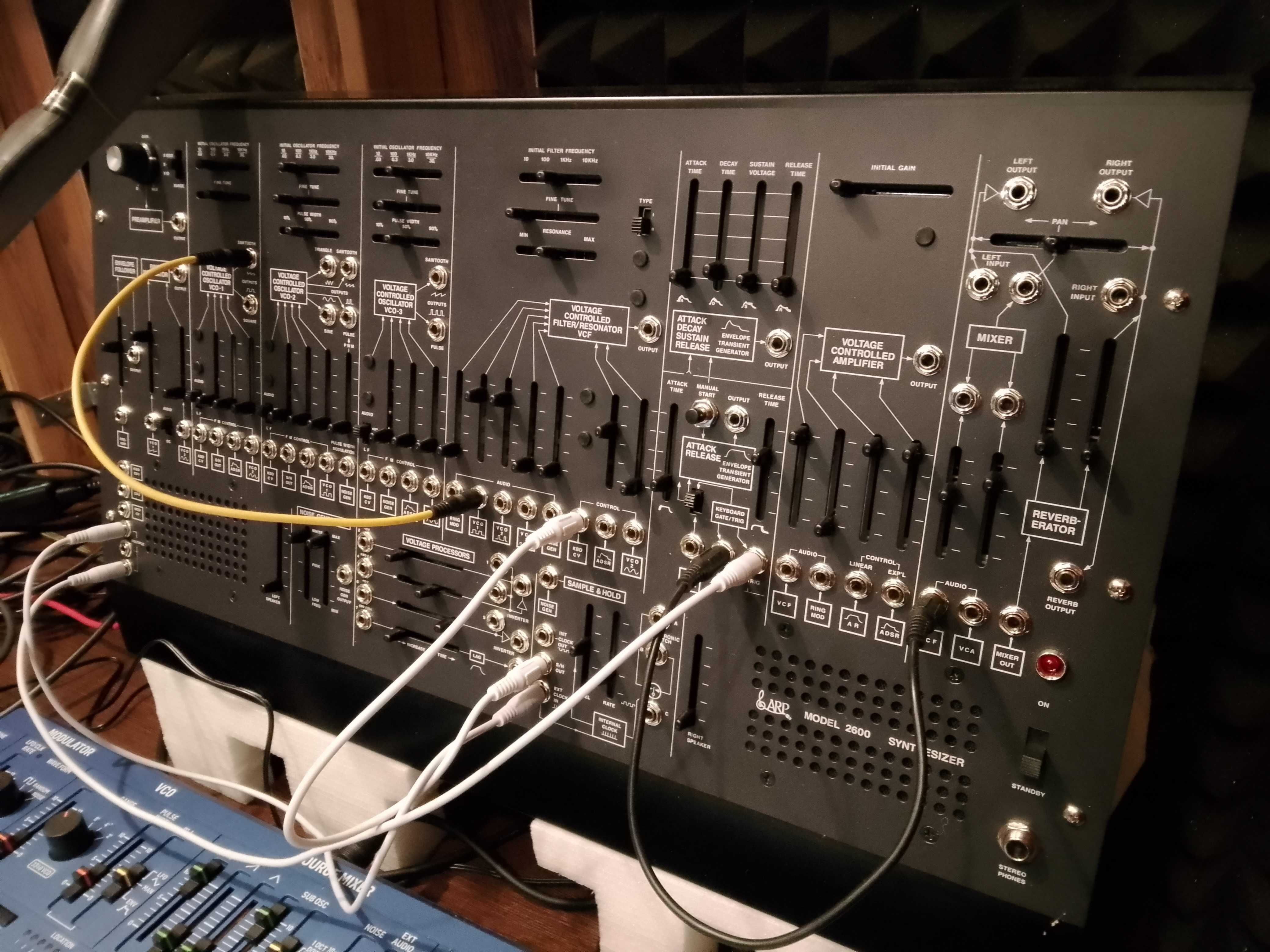 Korg ARP 2600 m na gwarancji syntezator analogowy