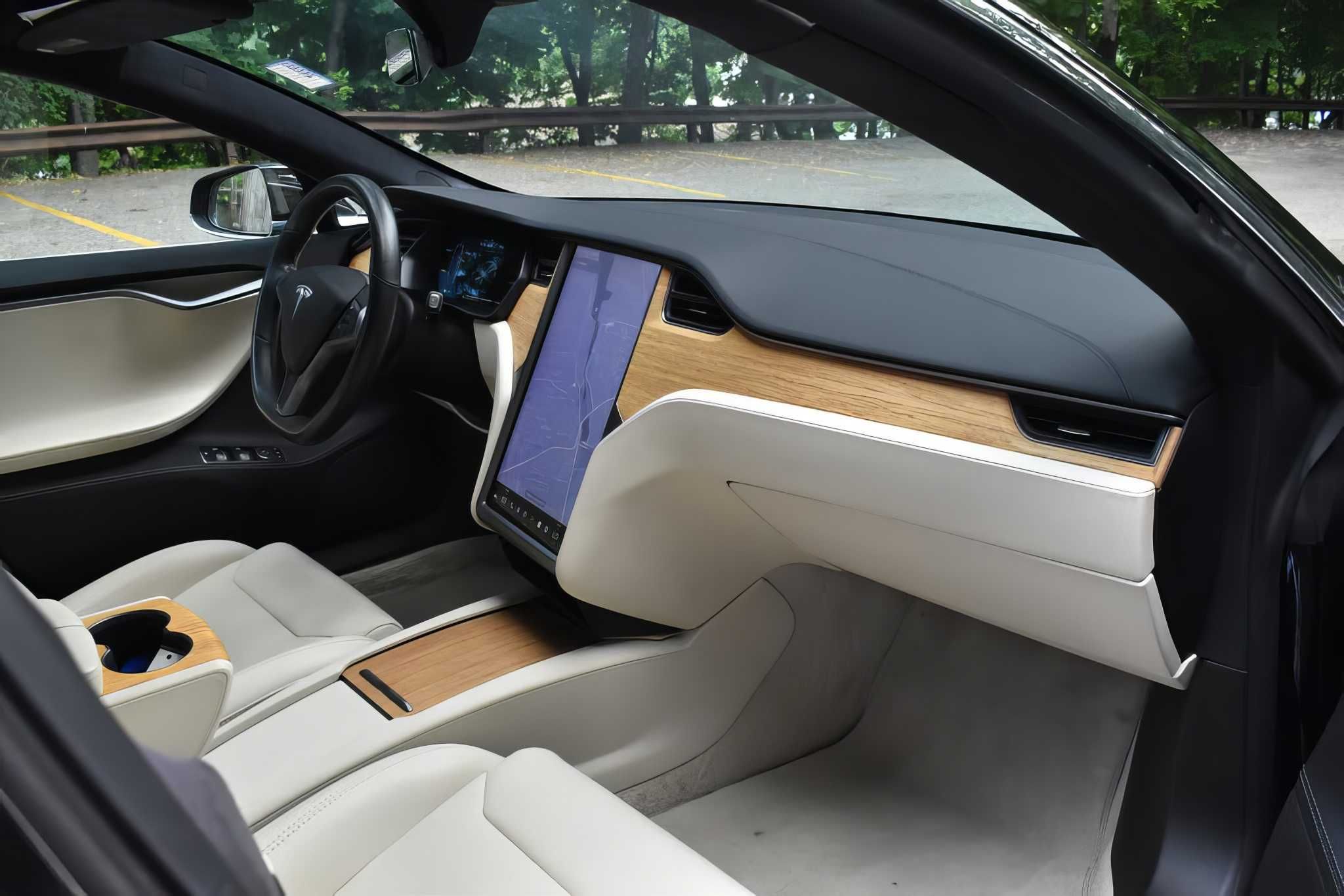 2019 Tesla Model S Standard Range