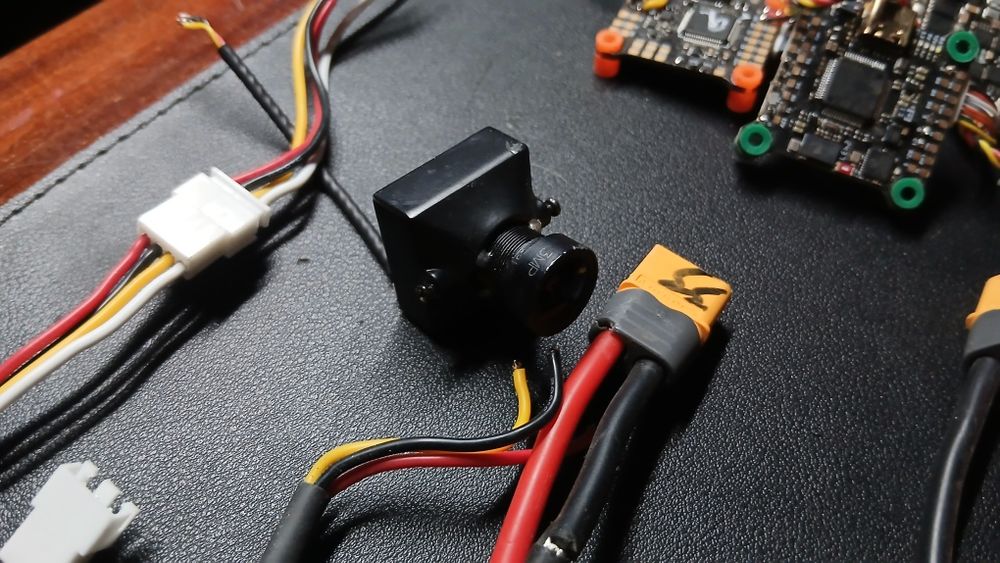 Продам fpv запчасти стек моторы vtx
