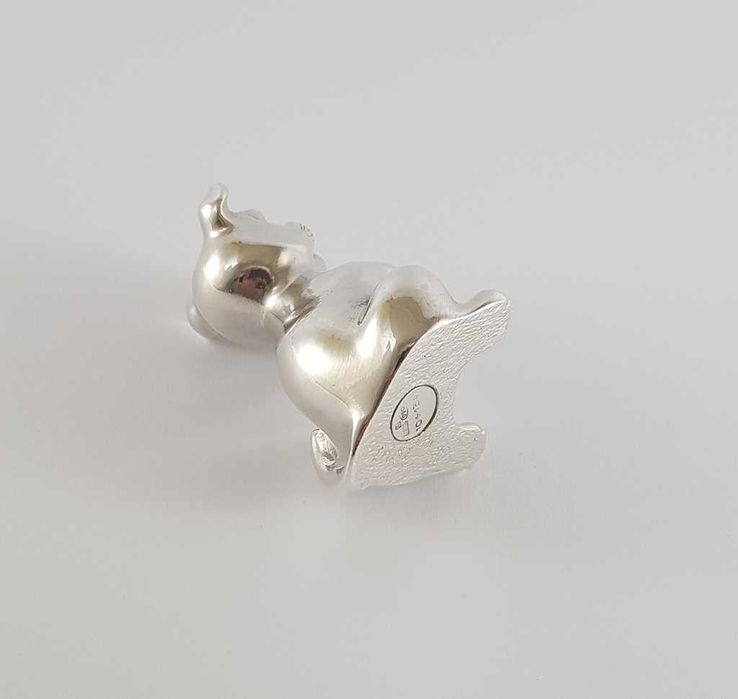 Autorska srebrna figura Psa próby 0,990