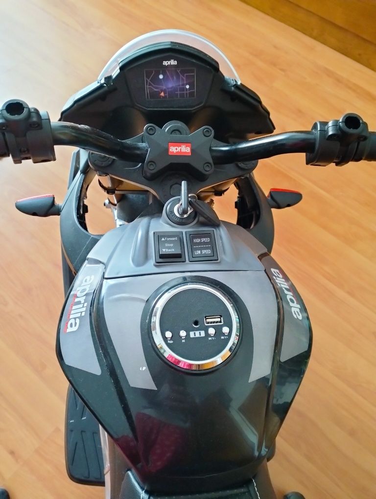 Mota eletrica criança Aprilia