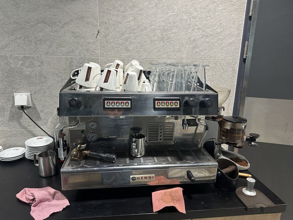 Ekspres dwugrupowy hendi