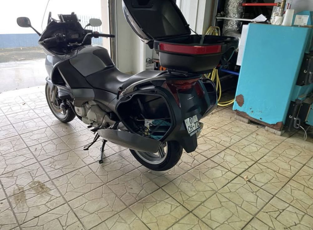 Honda Deauville NT700