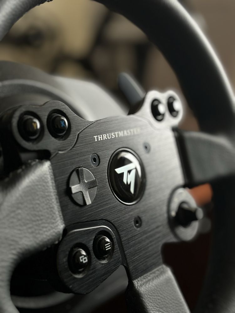 Jak NOWA | Kierownica Thrustmaster TX Leather edition