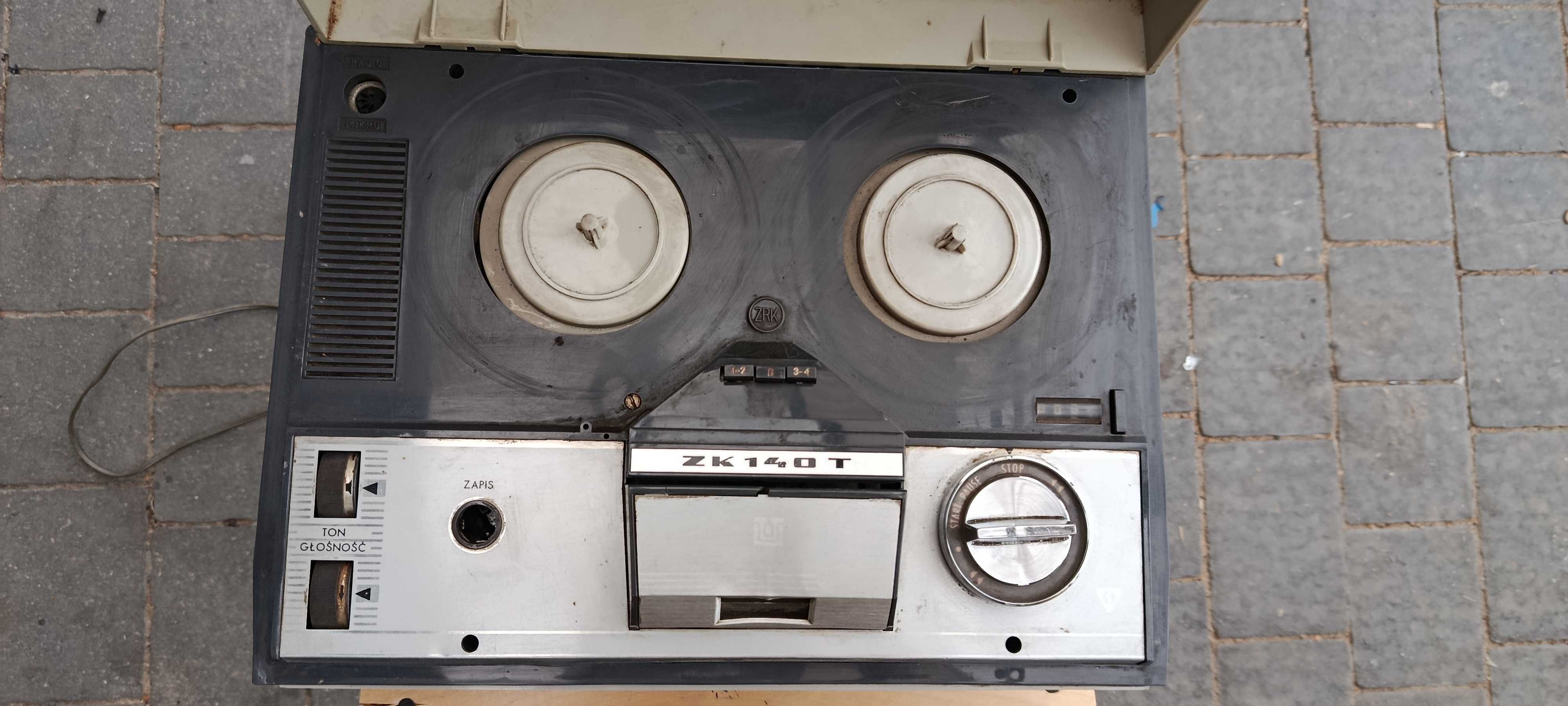 Magnetofon szpulowy ZK 140T
