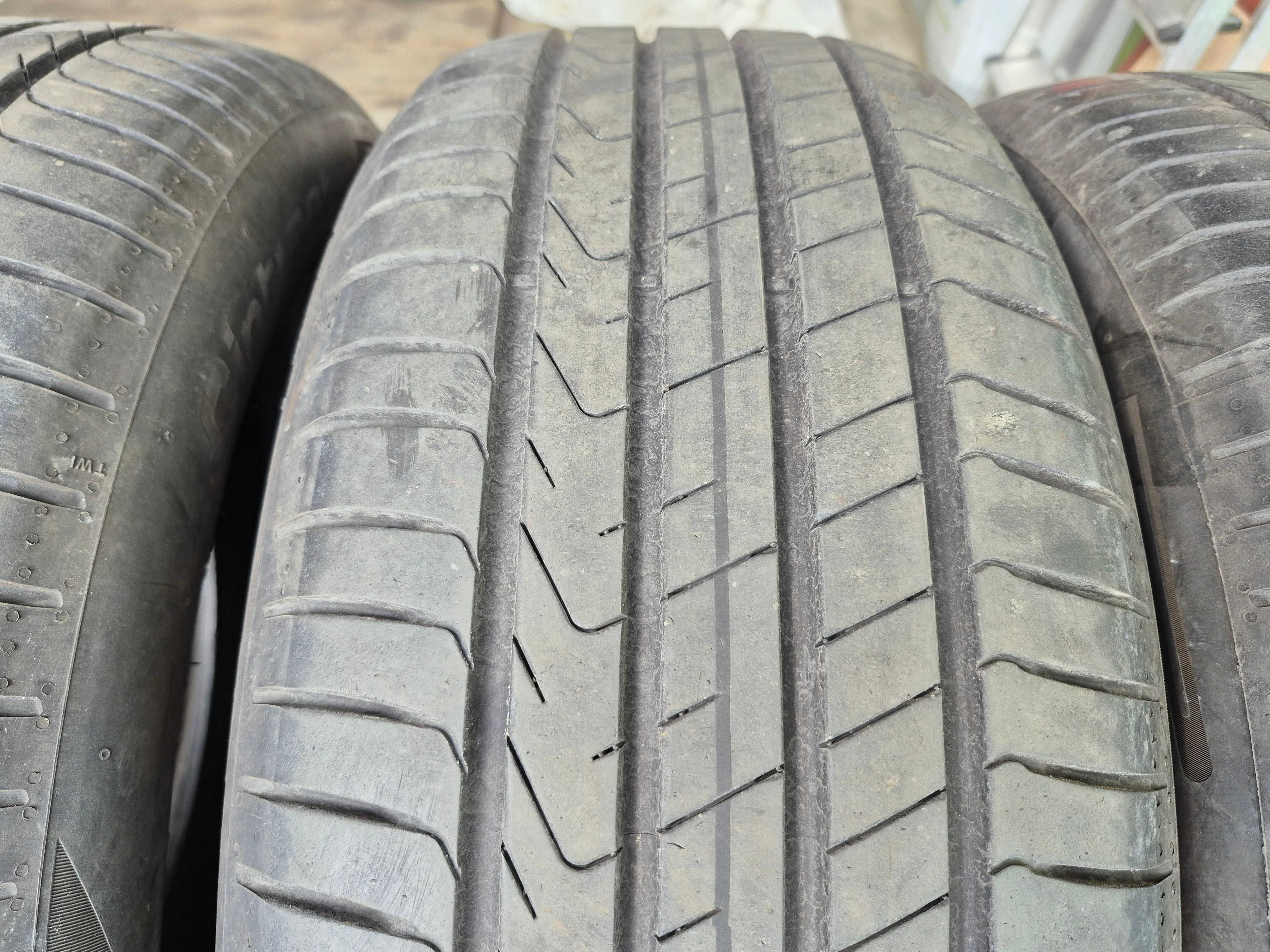 Opony Letnie Pirelli Cinturato P7 215/50/18 4 szt. Komplet