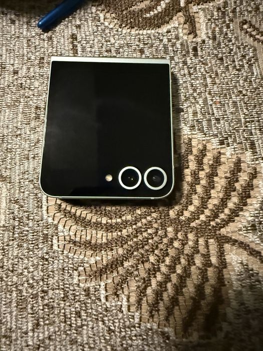 Samsung Flip 6 na gwarancji po wymianie na nowy