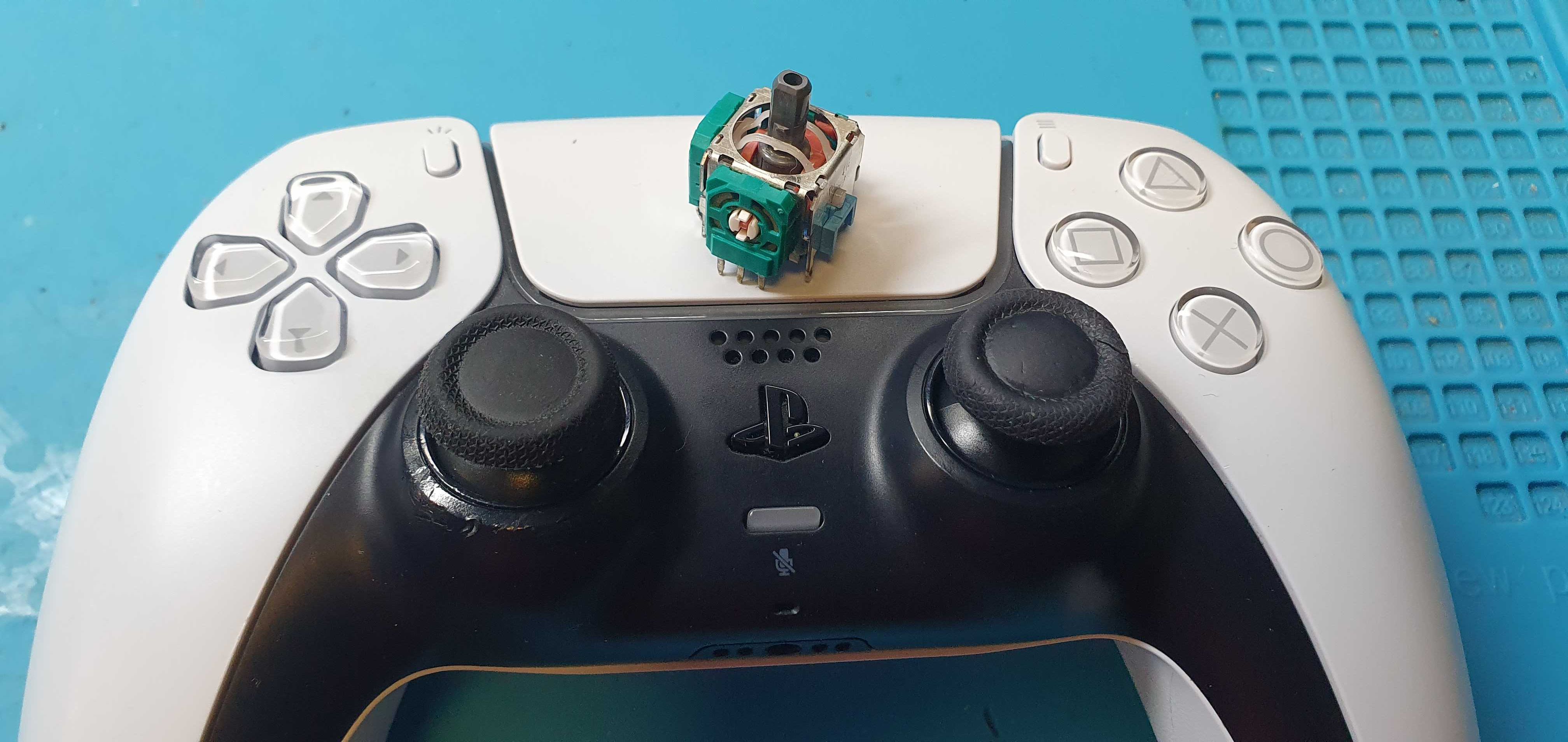 Naprawa Serwis Konsol  Playstation  PS4 PS5 Xbox Xbox ONE Szczecinek