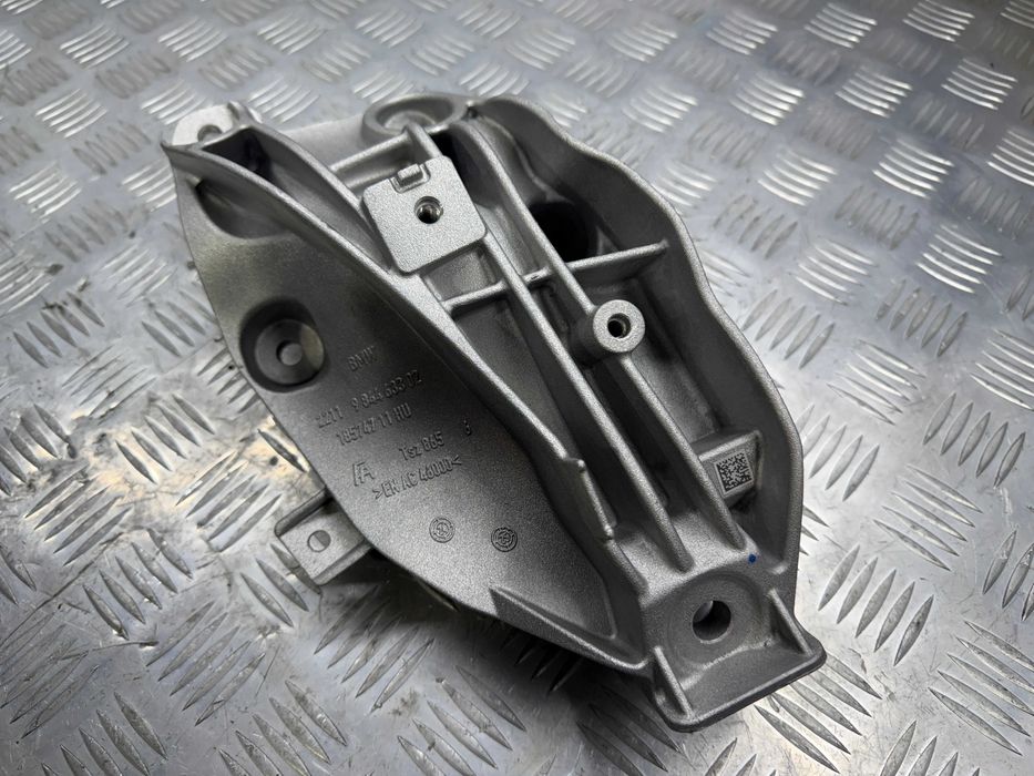 Кронштейн двигателя левый BMW X5 G05 B58B30P 22119844633