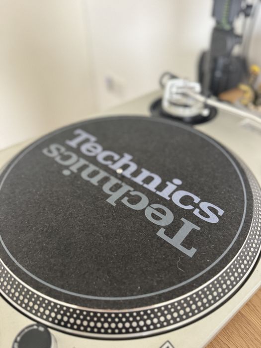 TECHNICS SL-1200MKll (completo)