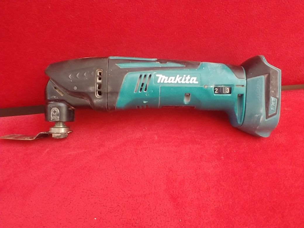 Multitool makita dtm50