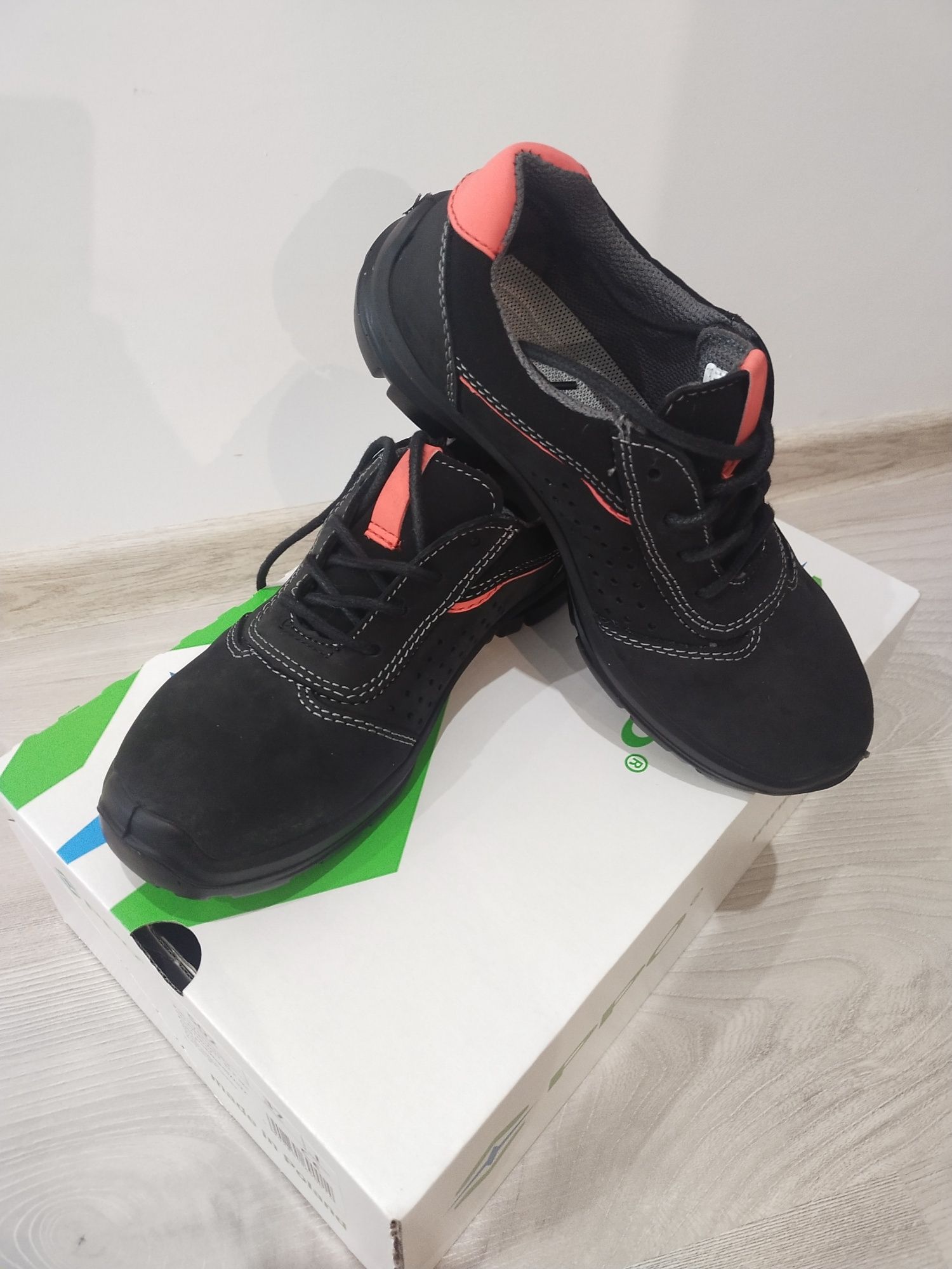 Stalkapy / buty bezpieczne BHP
