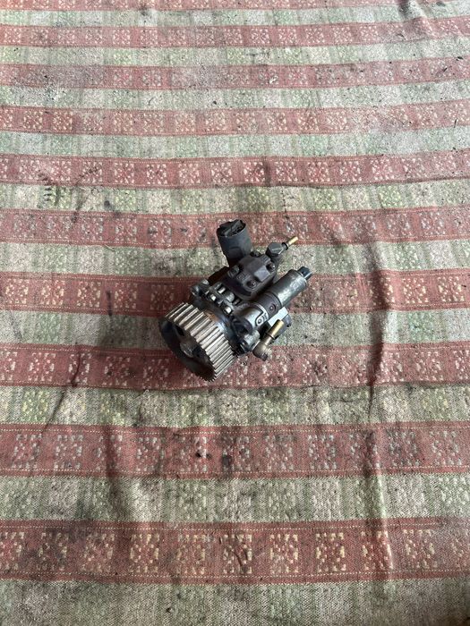 9658176080 паливний насос тнвд Ford Fiesta Fusion 1.4 TDCI