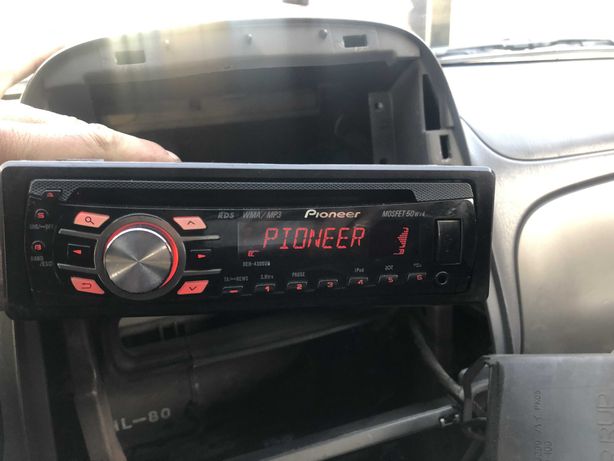 Radio Samochodowe 1DIN Pioneer DEH 4300-UB