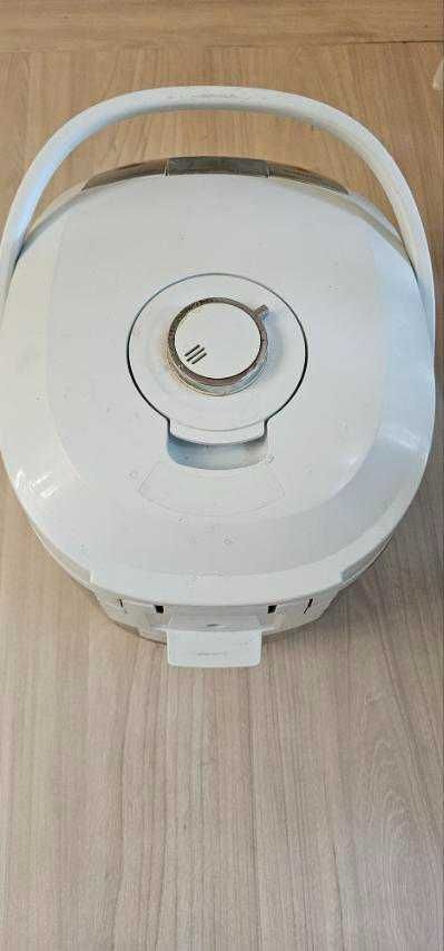 Мультиварка PHILIPS HD3037/03