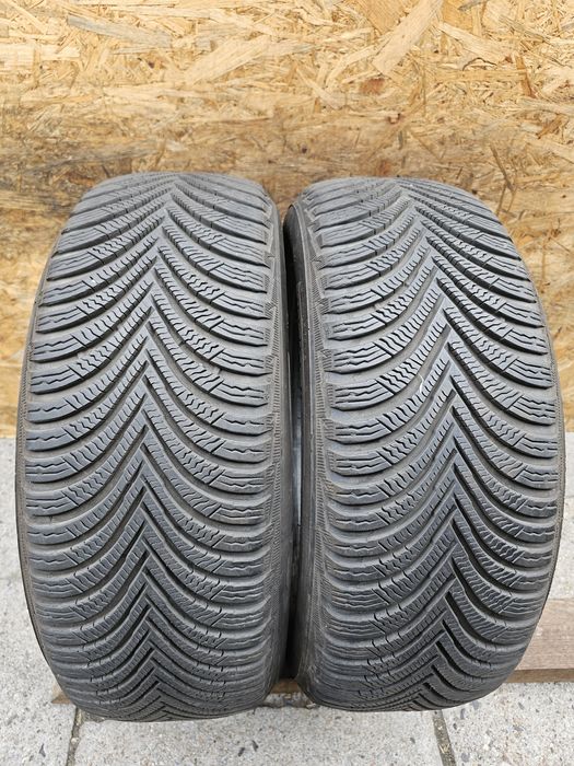 BDB Stan!!  7mm. 205/5/ r16 Michelin Alpin 5. 3116