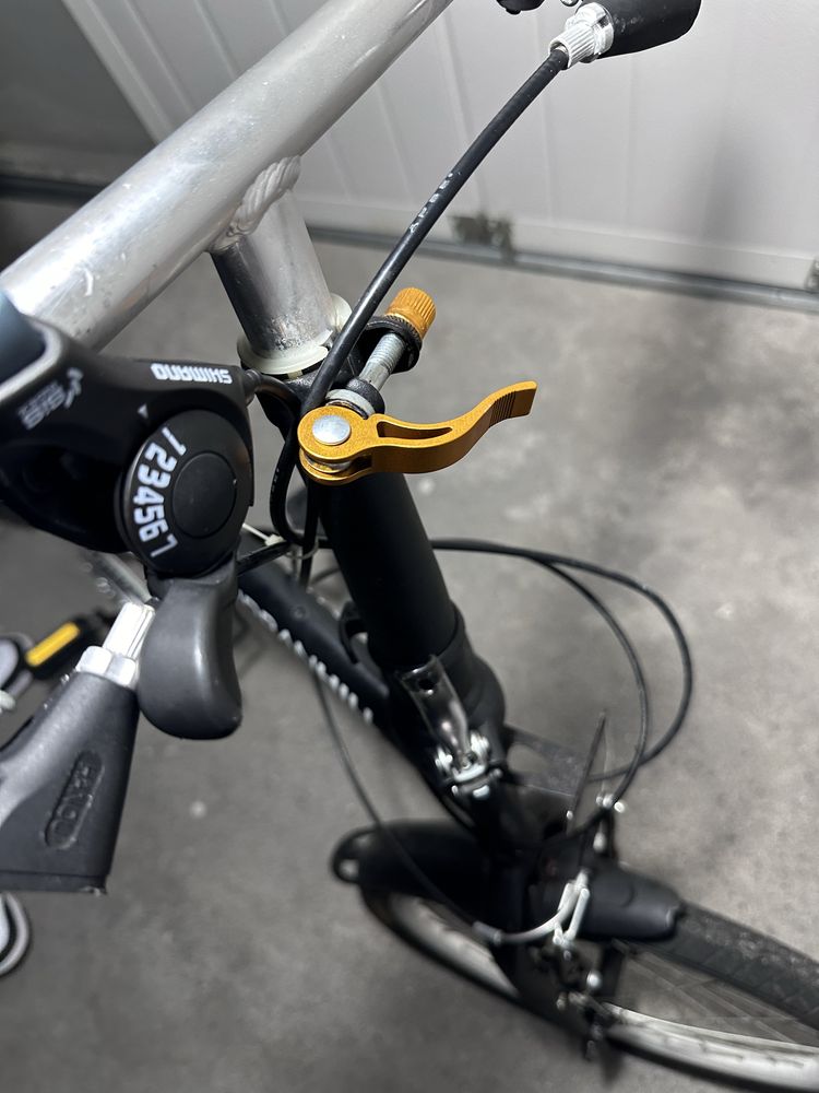 Bicicleta dobravel de adulto. Muito pratica e funcional na cidade