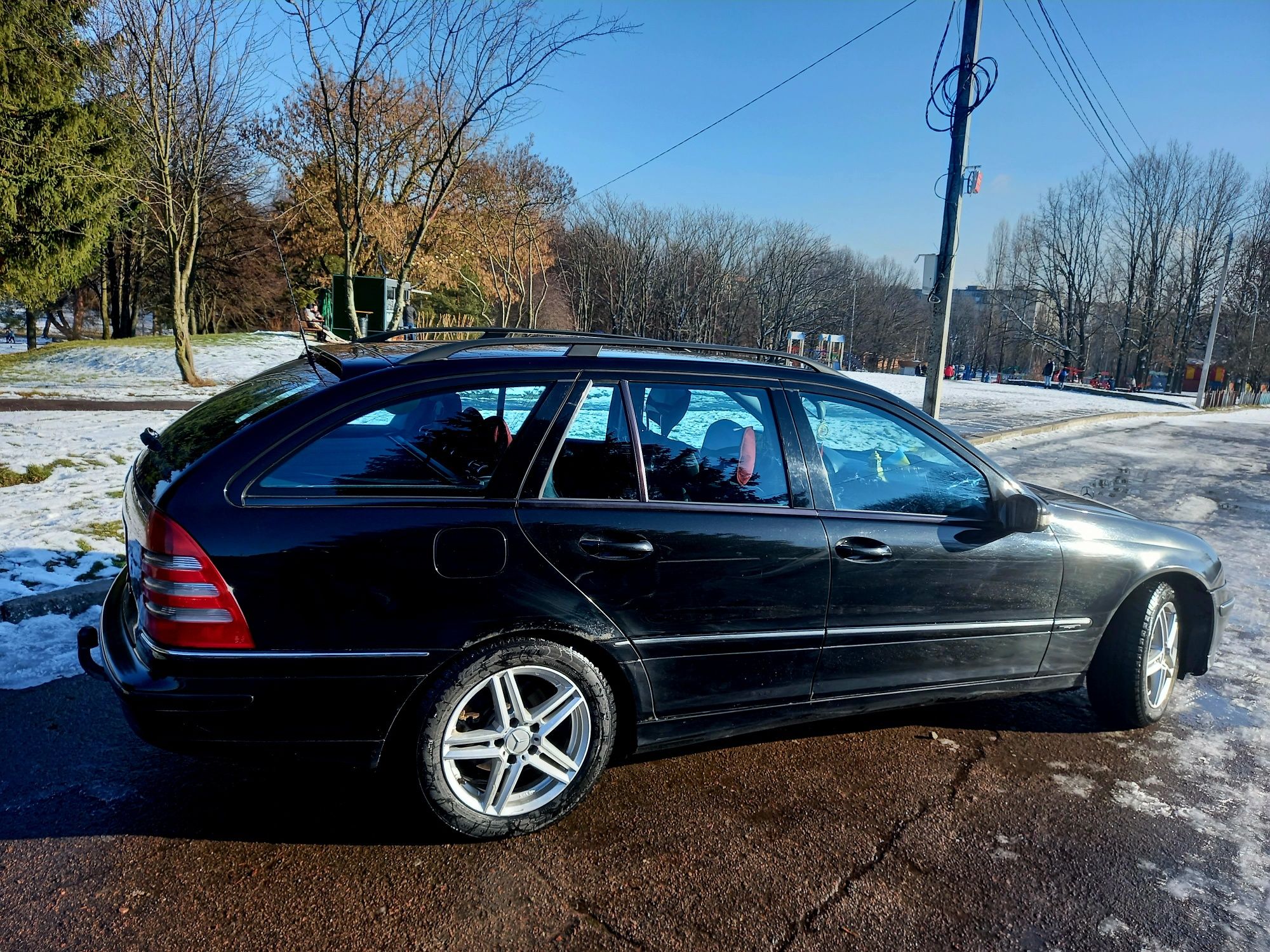 Mercedes C-203 2005  р