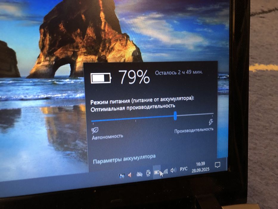 Продам ноутбук Samsung 300 E Windows 10 Pro