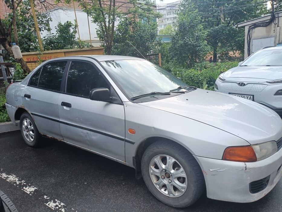 Mitsubishi lancer