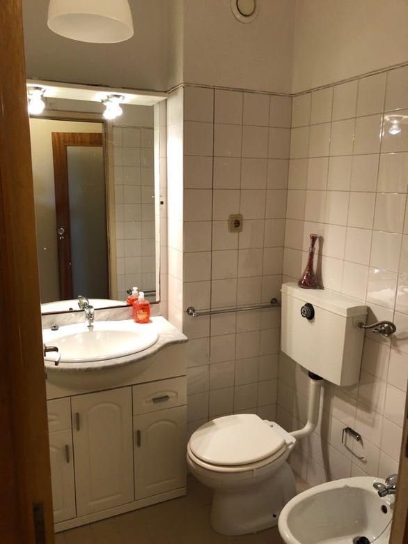 Quarto em apartamento t3
