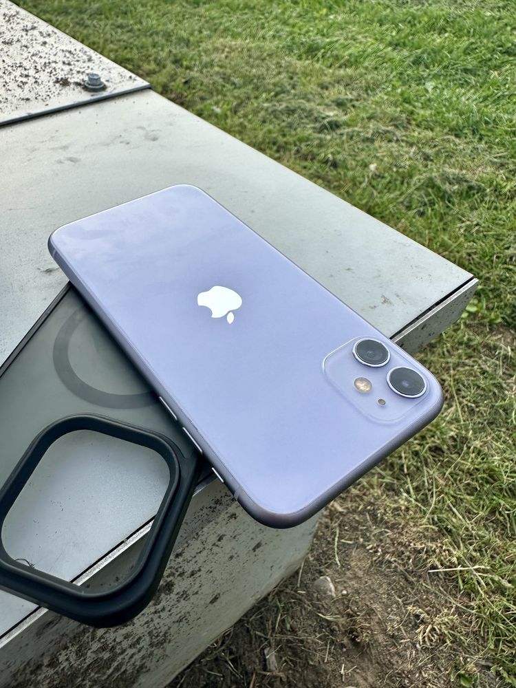 Apple iPhone 11 fioletowy