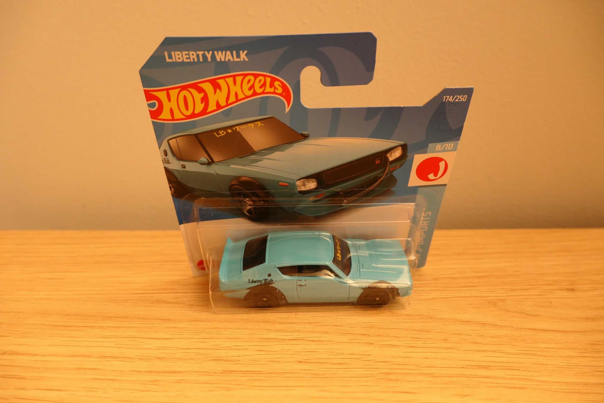 Nissan Skyline 2000GT-R LBWK - Hot Wheels