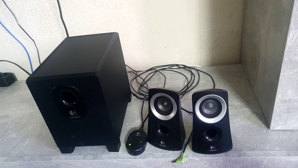 Акустикп logitech z313 2.1