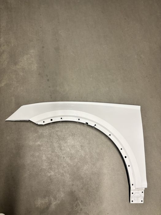 Крило ліве Audi Q5 / SQ5 80A 2018-2025 білий колір