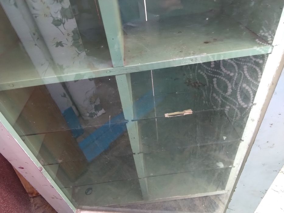 Полка, розмір 70на50на22см в гараж,на дачу.