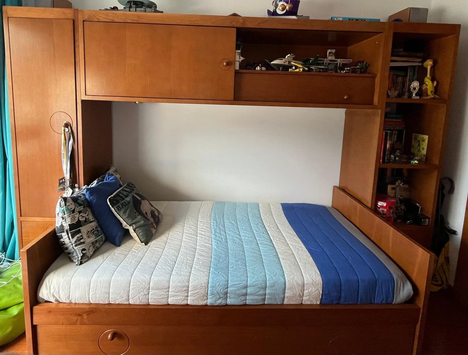Vendo quarto tipo estúdio completo