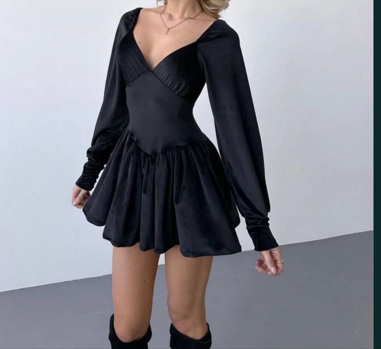 Продам сукню-комбінезон