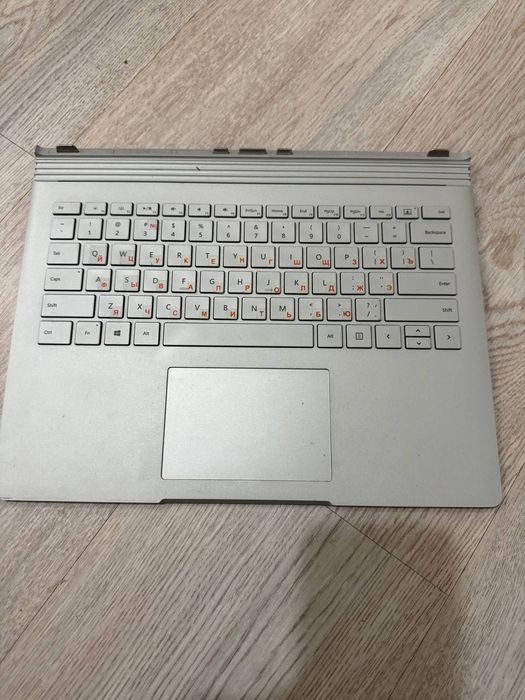 Ноутбук Microsoft surface book 1