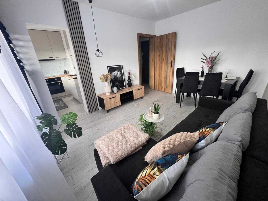 2 pokoje po remoncie, Balkon. Widok na zieleń. Lniana