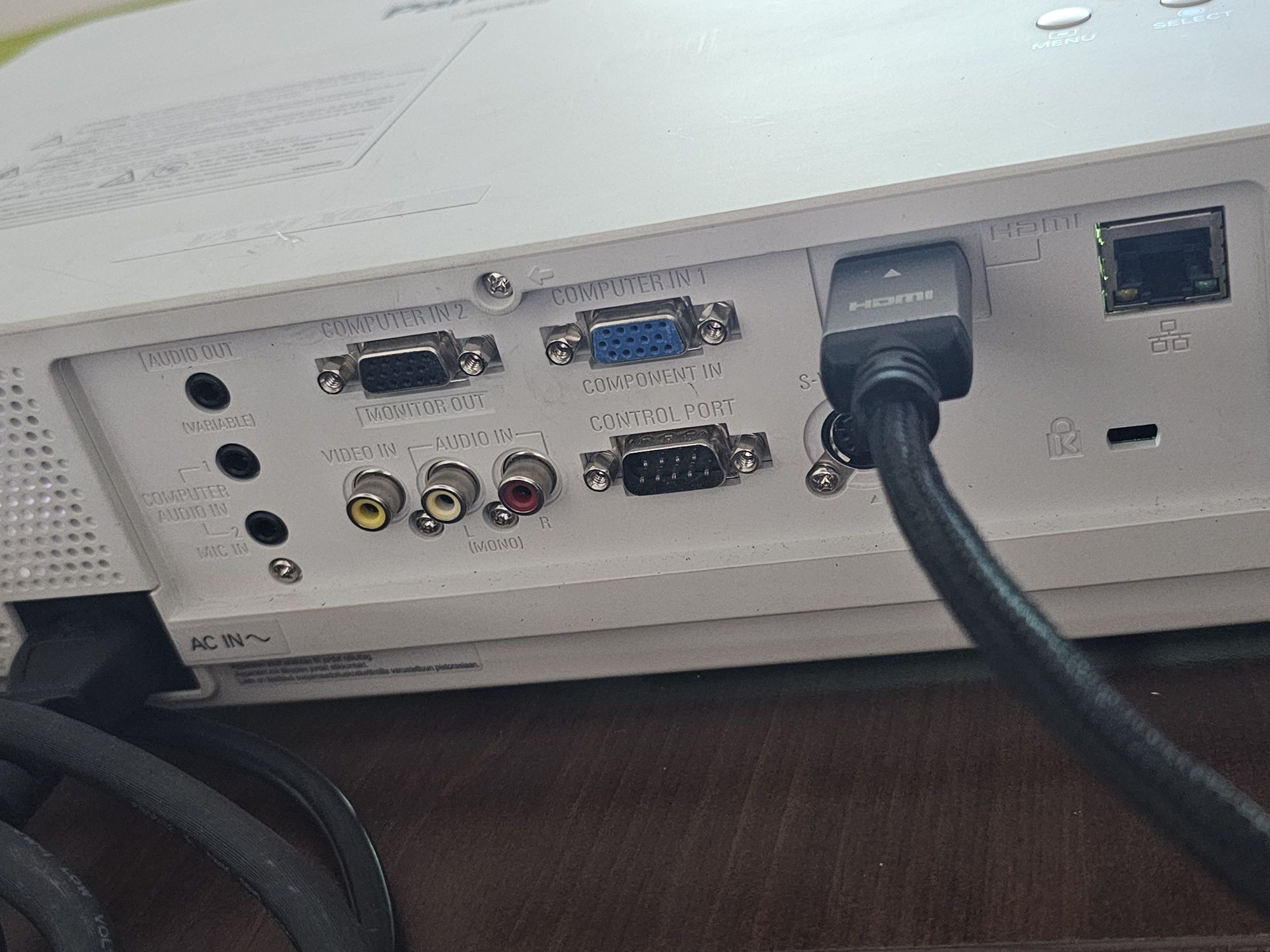 Projektor Panasonic PT-VX41E, SUPER STAN, Jak nowy!