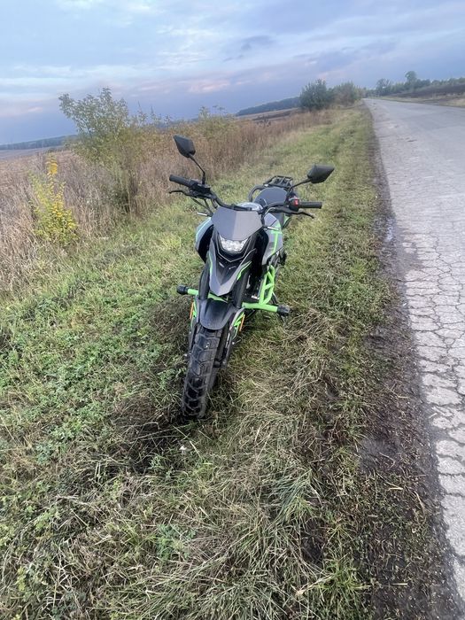 Продаєтся мотоцикл текен 250 24 року випуску