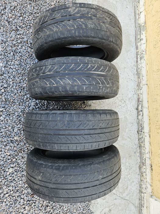 Шини Premiori 215 60 16