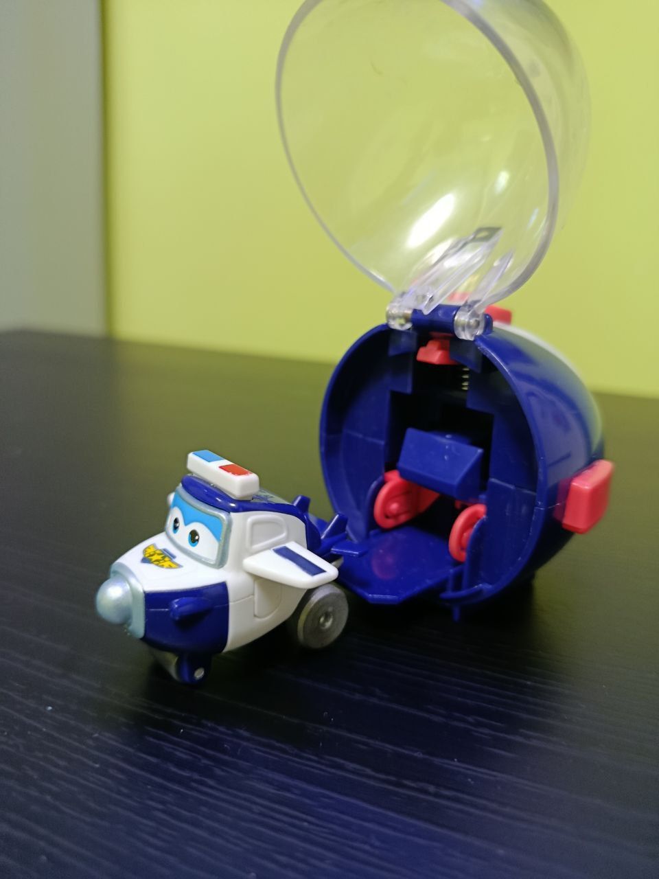 Іграшки Super Wings Transform-a-Bots