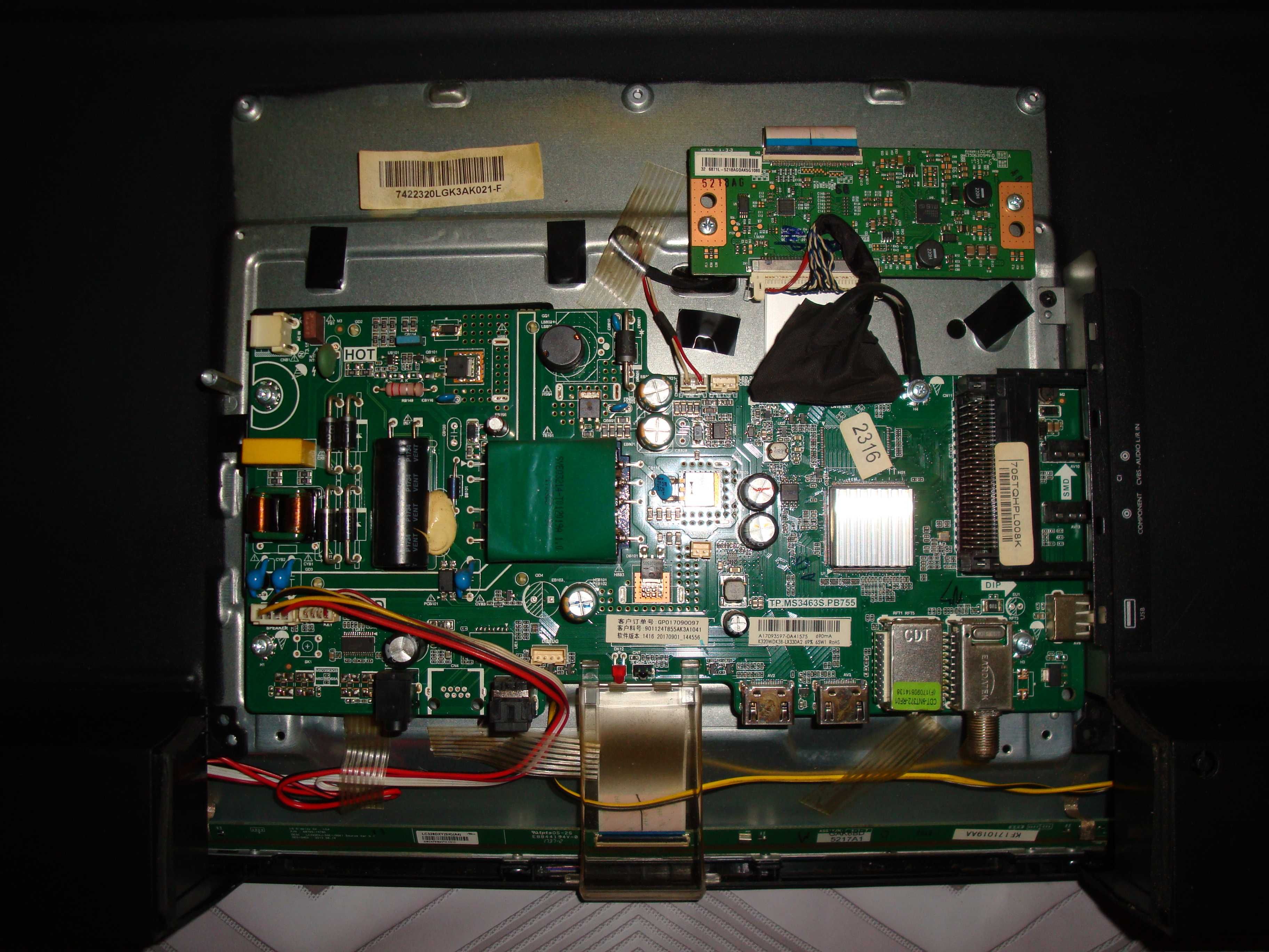 Telewizor PHILIPS 32PHS4012/12 - zbita matryca