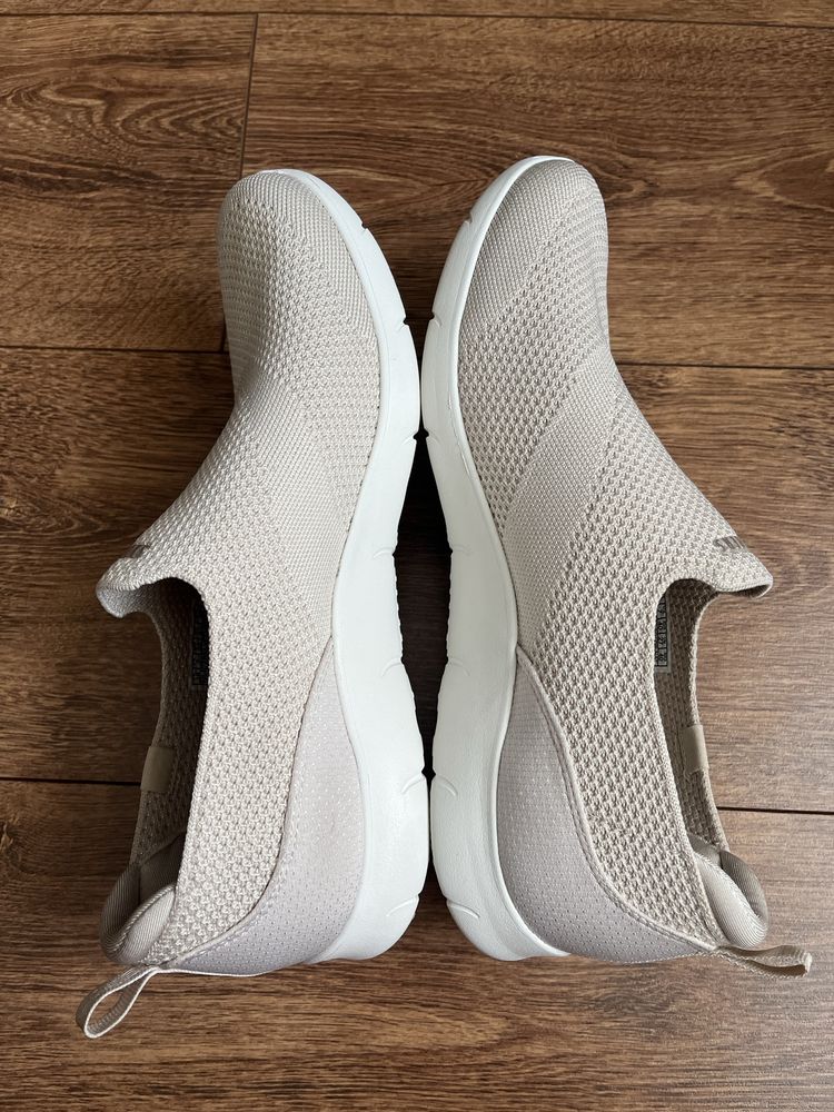 Сліпони, мокасини жіночі Skechers Arch Fit 40р.